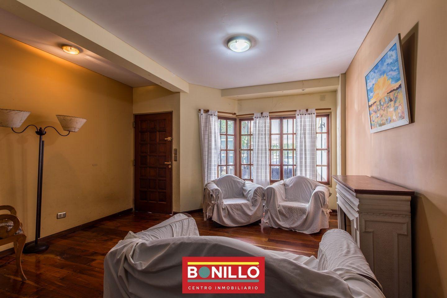 Foto de Triplex 5 ambientes venta Villa Urquiza, imagen 4