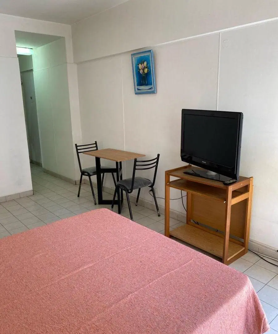 MONOAMBIENTE AMOBLADO, CENTRICO, PARA ESTADIAS CORTAS 3