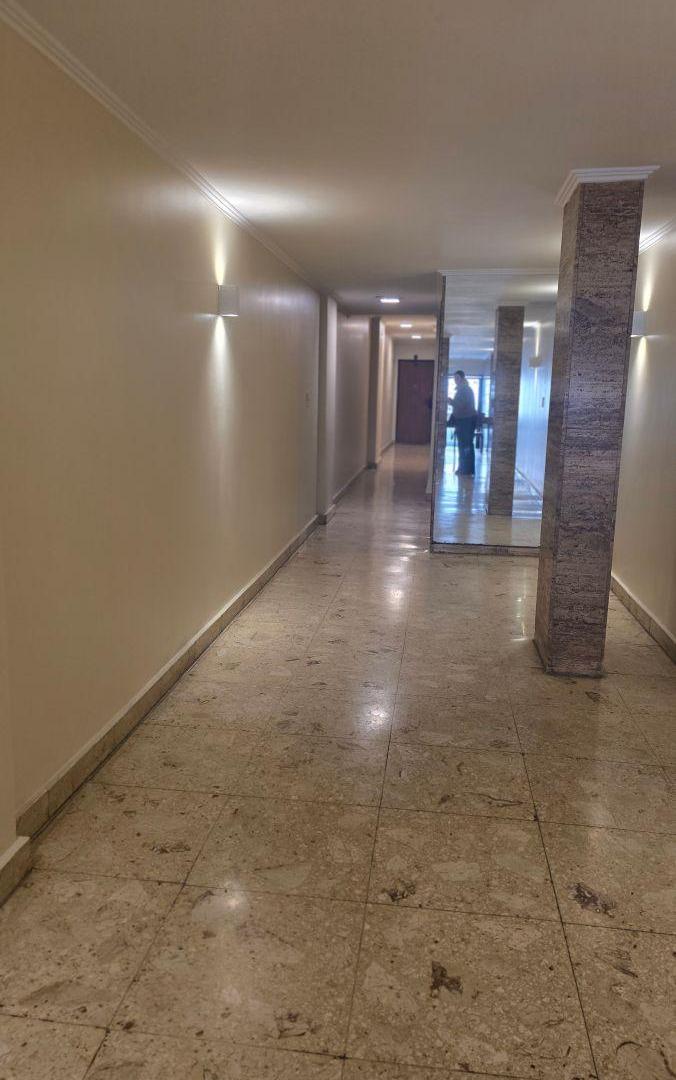 Foto de 2 dormitorios + 3er dormitorio o escritorio + dependencia de servicio, imagen 2