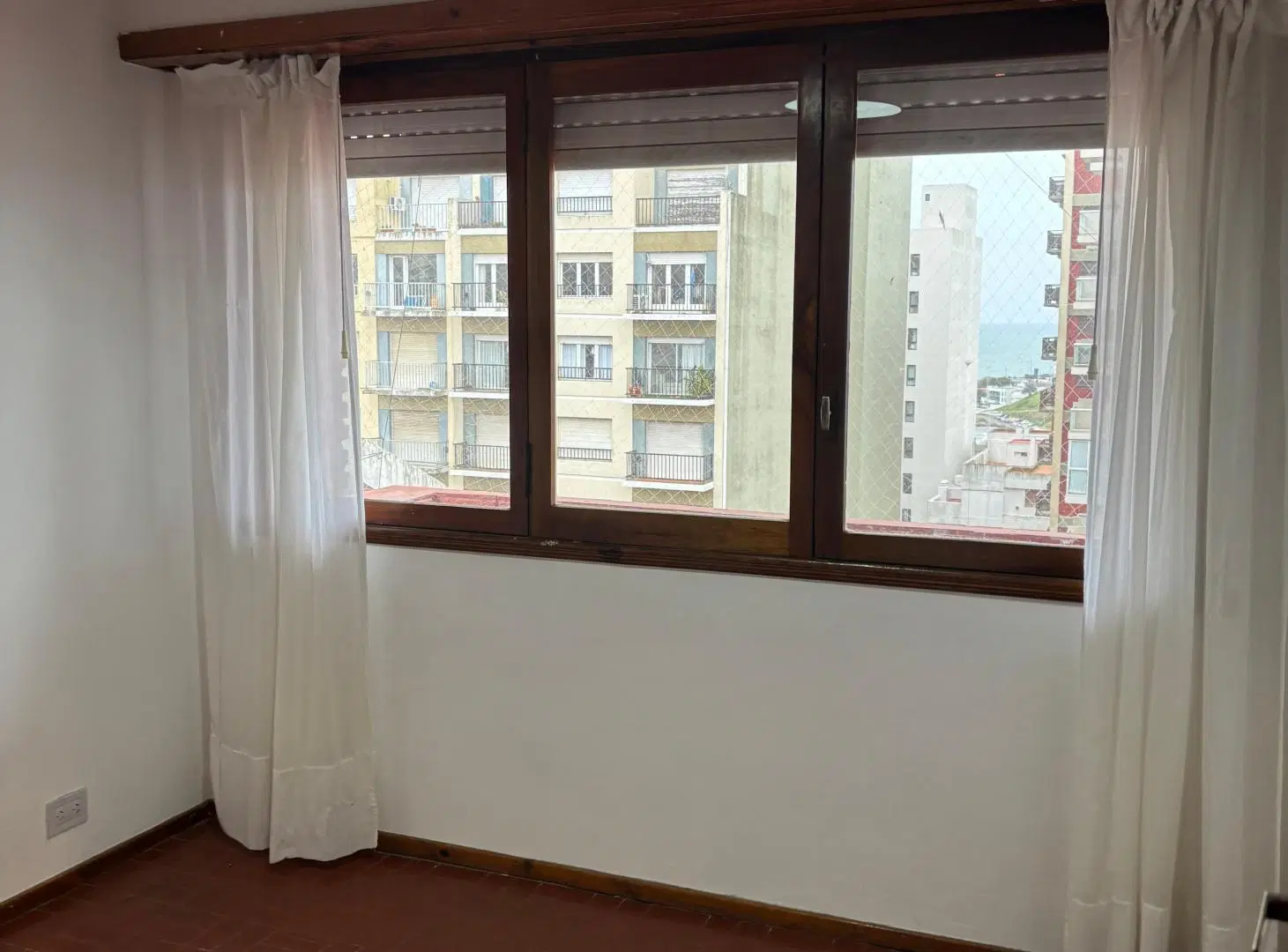 Alquiler 24 mese, 2 Ambientes con Balcón Corrido y Vista abierta al Mar gernisi depto 2
