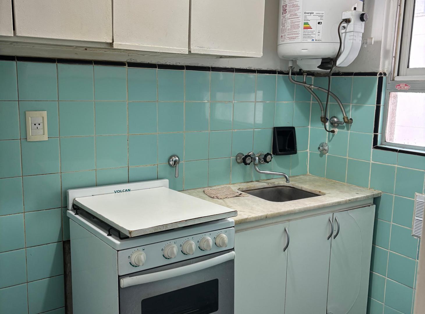 Foto de ALQUILER – 1 AMBIENTE INTERNO CON MUY BUENA LUZ – CENTRO, imagen 5