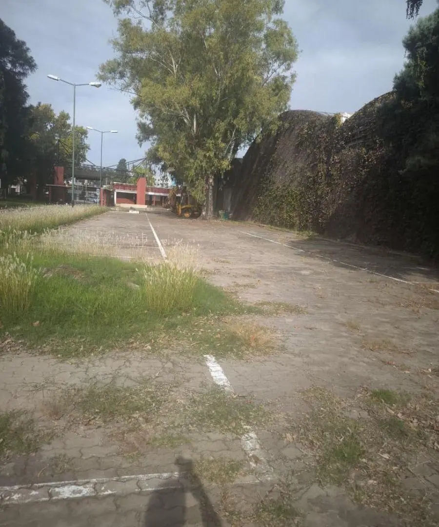 SE ALQUILAN COCHERAS PARA CAMIONES. Y GALPONES PARA DEPOSITOS. 4