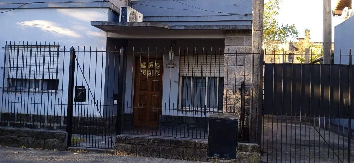 ALQUILER CASA, PH 3 AMBIENTES. 2
