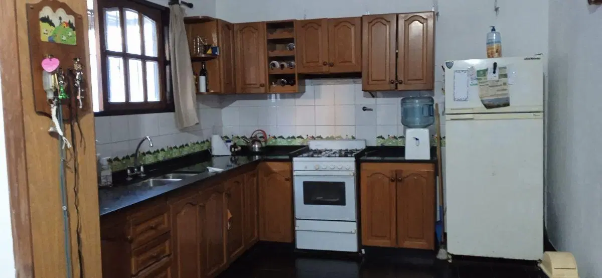 ALQUILER CASA, PH 3 AMBIENTES. 3