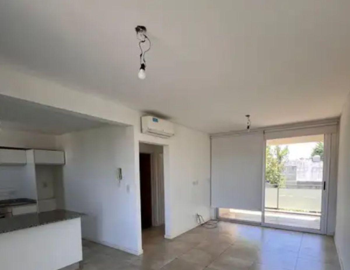Foto de ALQUILER DE DEPARTAMENTO DE 2 AMBIENTES CON COCHERA, PISCINA Y, imagen 3