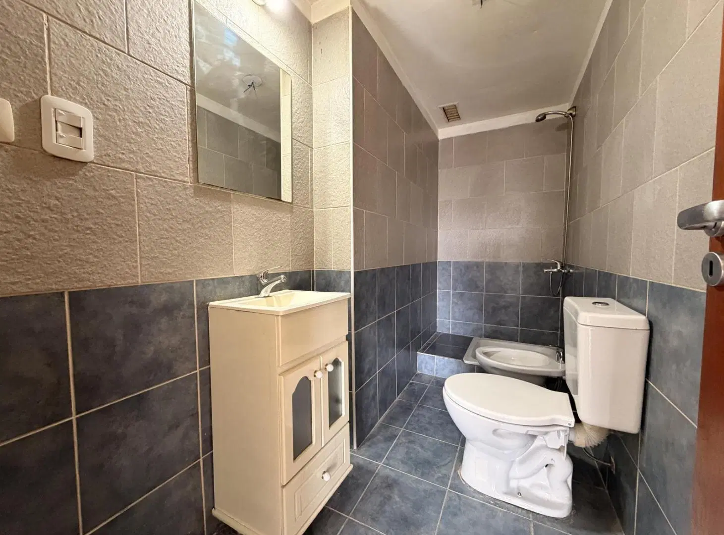 Departamento de 1 ambiente con balcón en alquiler en Mataderos 3
