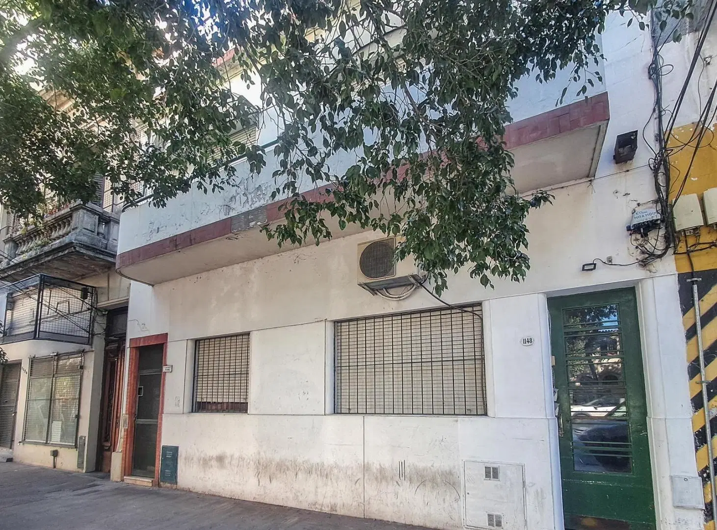 PH refaccionado de 3 ambientes con patio y terraza en venta en el Cid Campeador 4