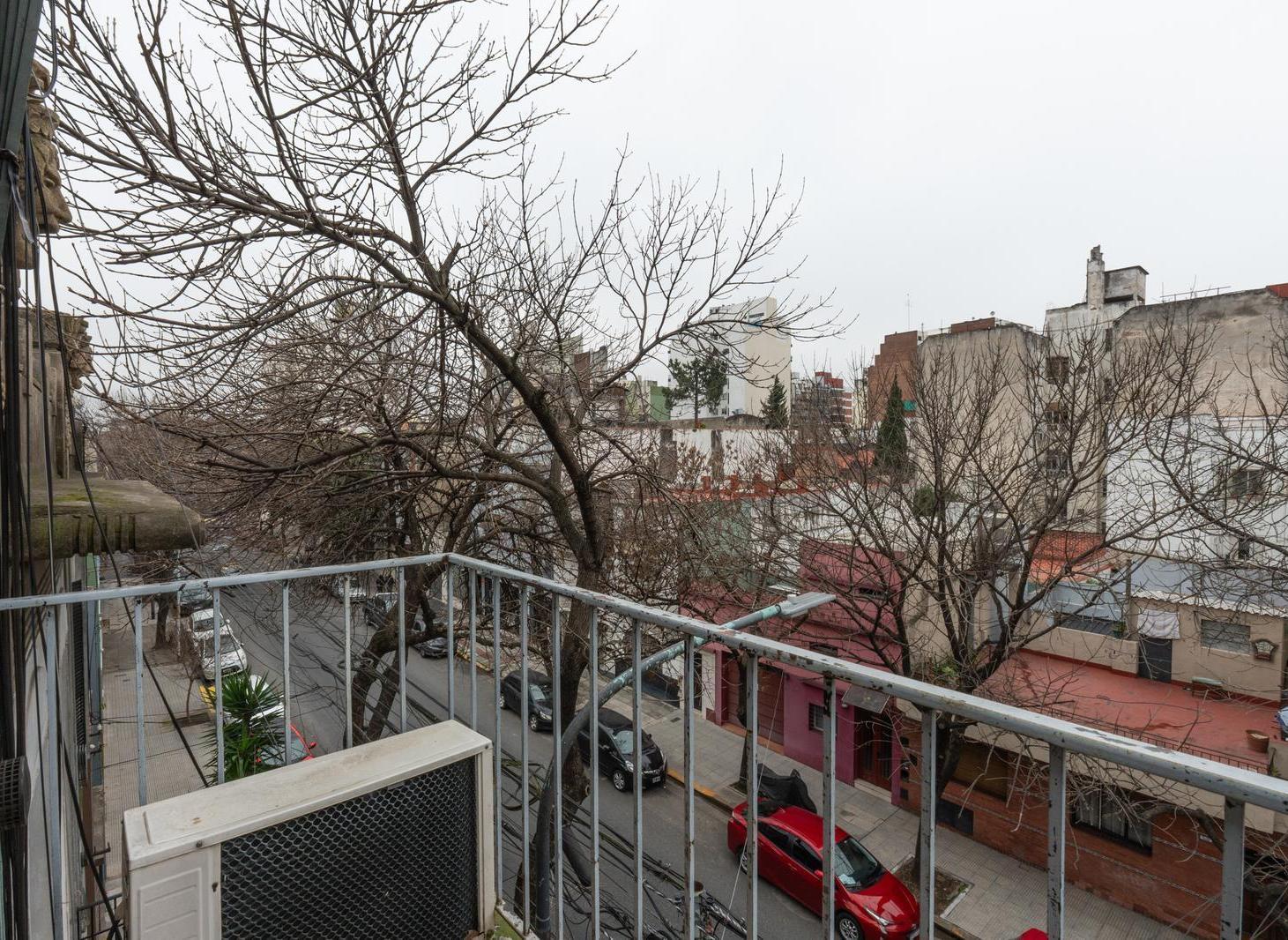 Foto de Departamento de 2 ambientes con balcón en venta en Villa Crespo, imagen 2
