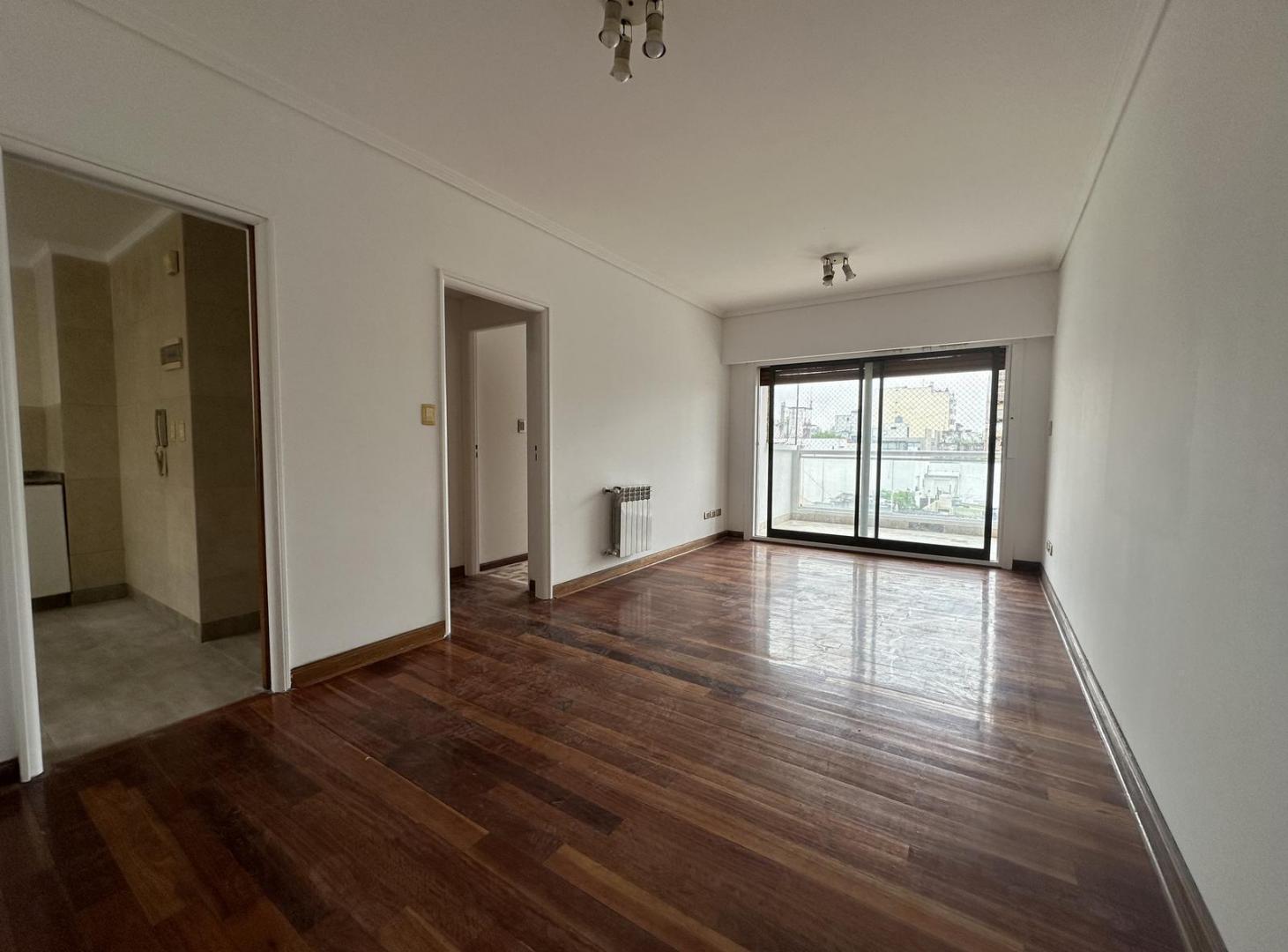 Foto de Hermoso departamento de 2 ambientes con balcón en alquiler en Caballito, imagen 3