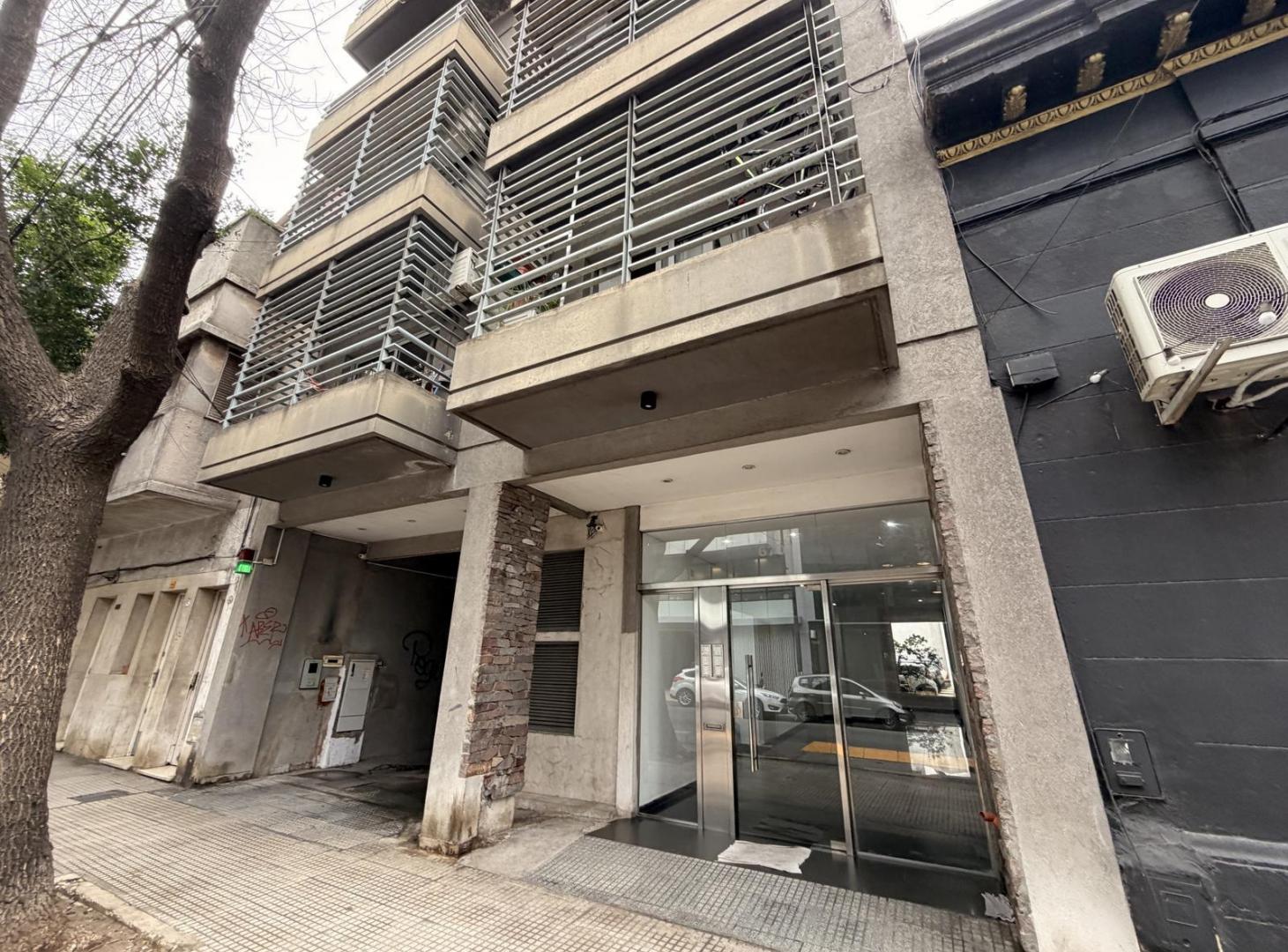 Foto de Departamento de 1 ambiente amplio con balcón en alquiler en Villa Crespo, imagen 1