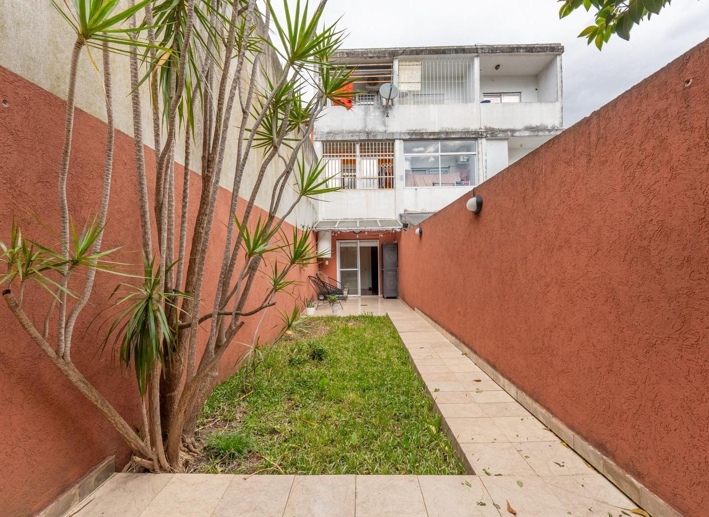 Foto de 2 ambientes con escritorio y patio propio de 34 m2 con vista abierta!, imagen 4