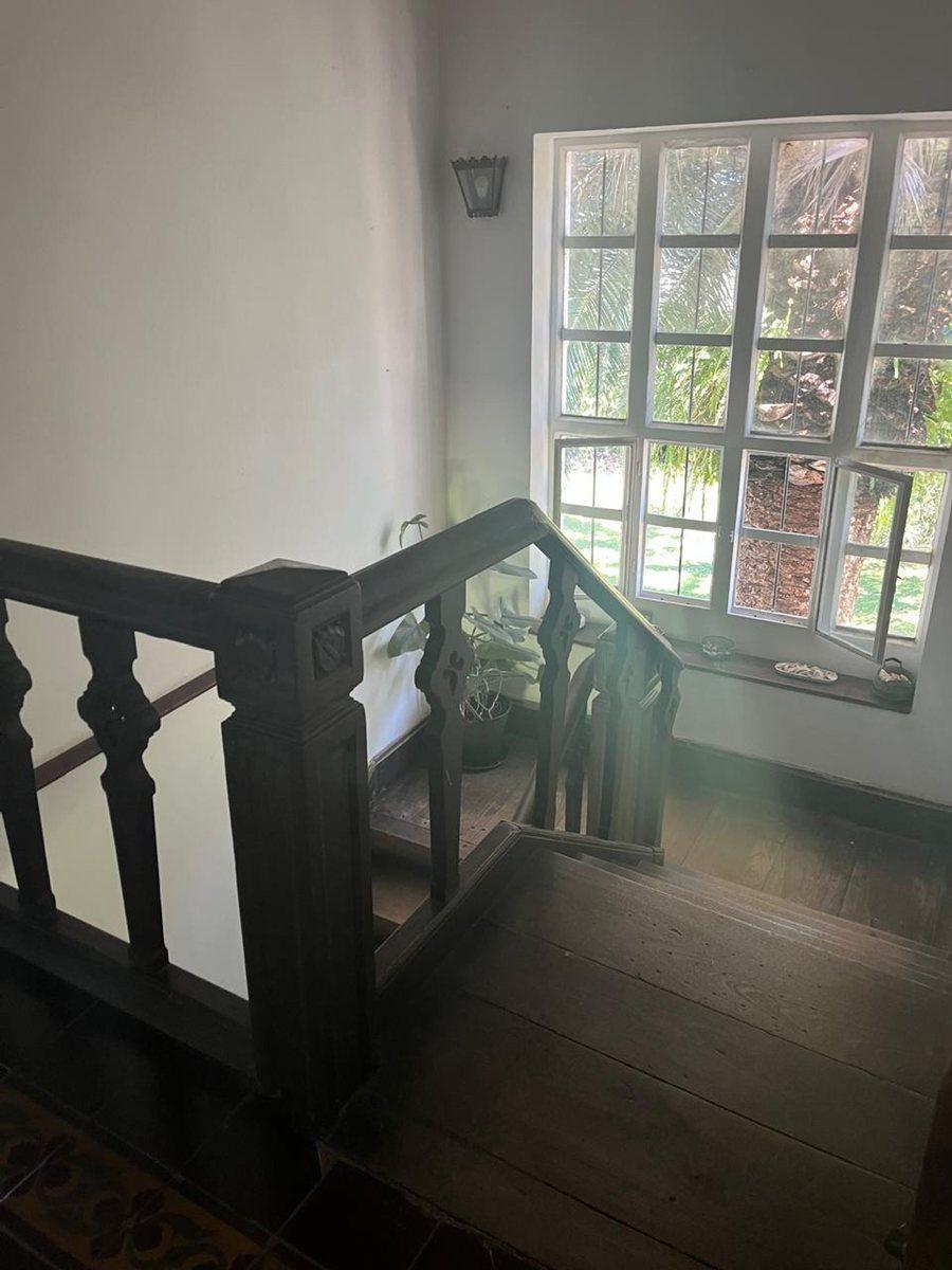 Venta Casa 4 Dorm. en Villa Allende Centro. 4