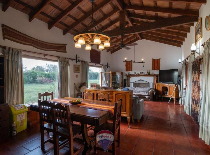 VENTA CASA CON PILETA VILLA GIARDINO, CORDOBA 4
