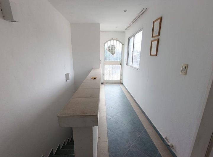 Venta de casa con departamento Arguello Córdoba 4