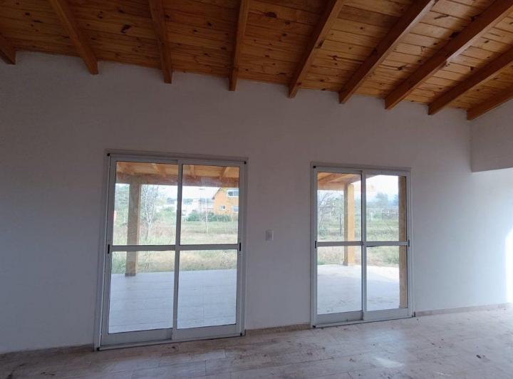 Venta casa 2 dormitorios Villa Ciudad Parque 4