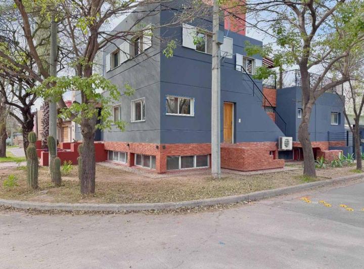 VENTA CASA BARRIO CON SEGURIDAD TEJAS DEL SUR II 1