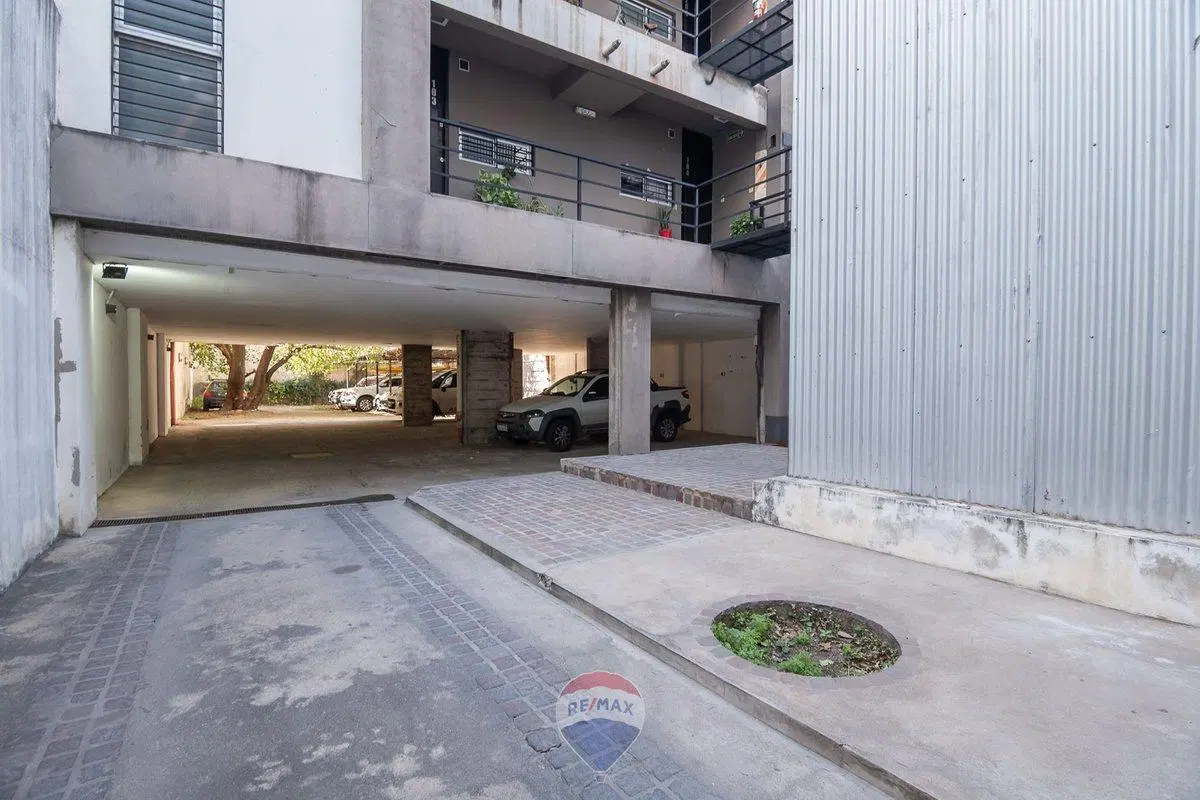 VENTA TRIPLEX 2 DOR+TERRAZA+COCHERA ALTA CÓRDOBA 3