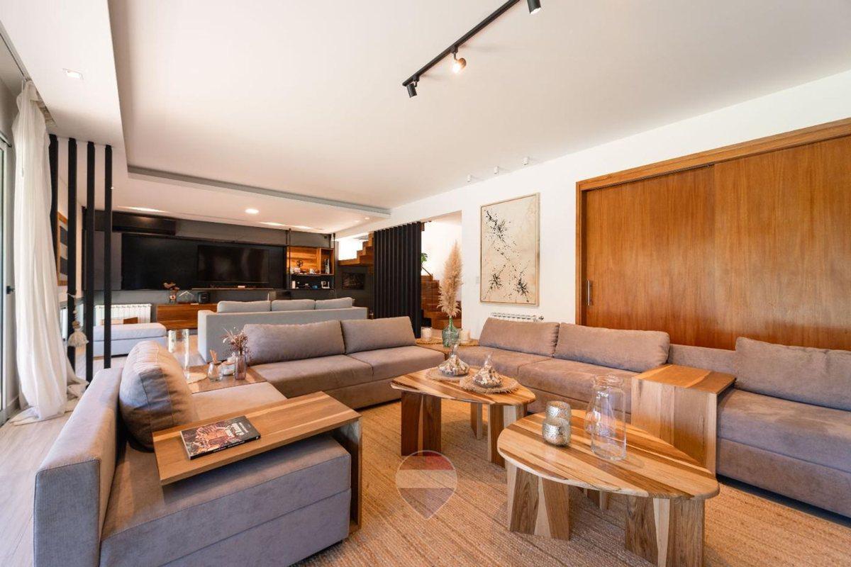 VENTA CASA 4 DORMITORIOS SIETE SOLES VERANDAS CBA