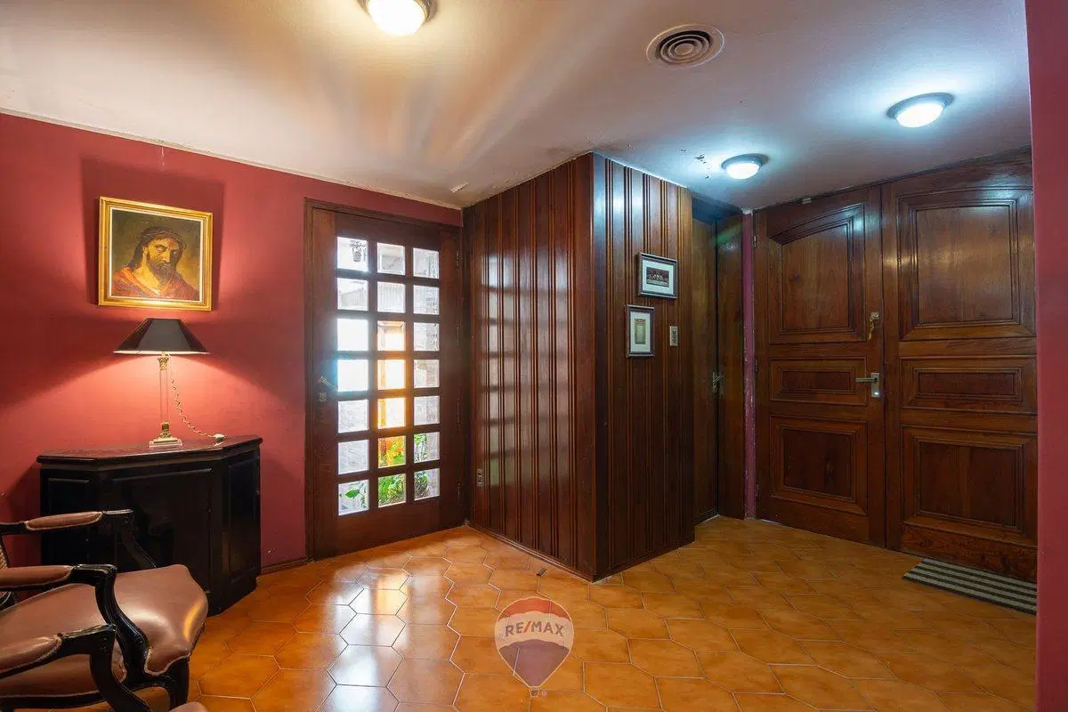 CASA VENTA 5 DORM B° PARQUE HORIZONTE CBA CAP 4