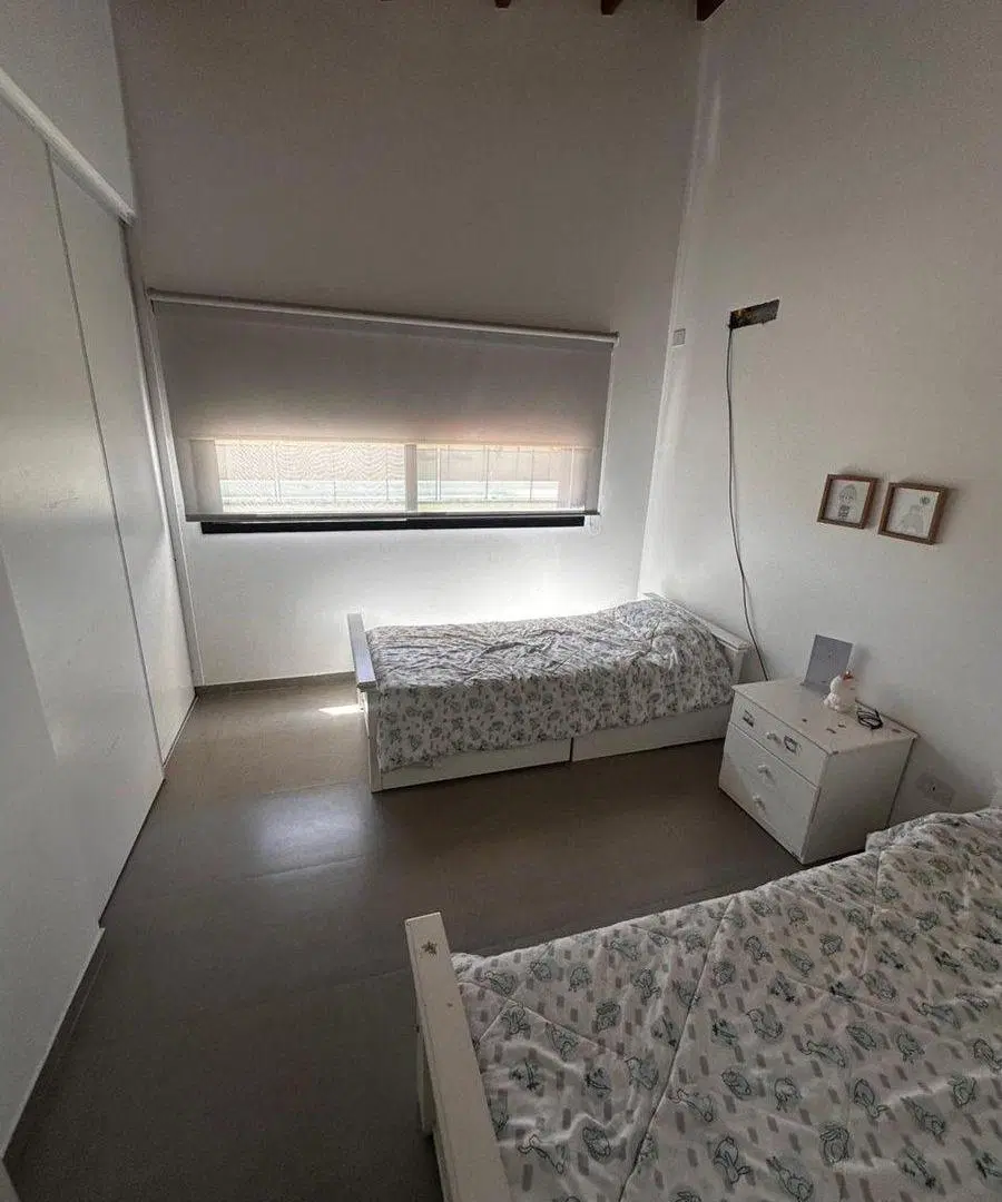 VENTA CASA 4 DORM CON PILETA ANISACATE CORDOBA 2