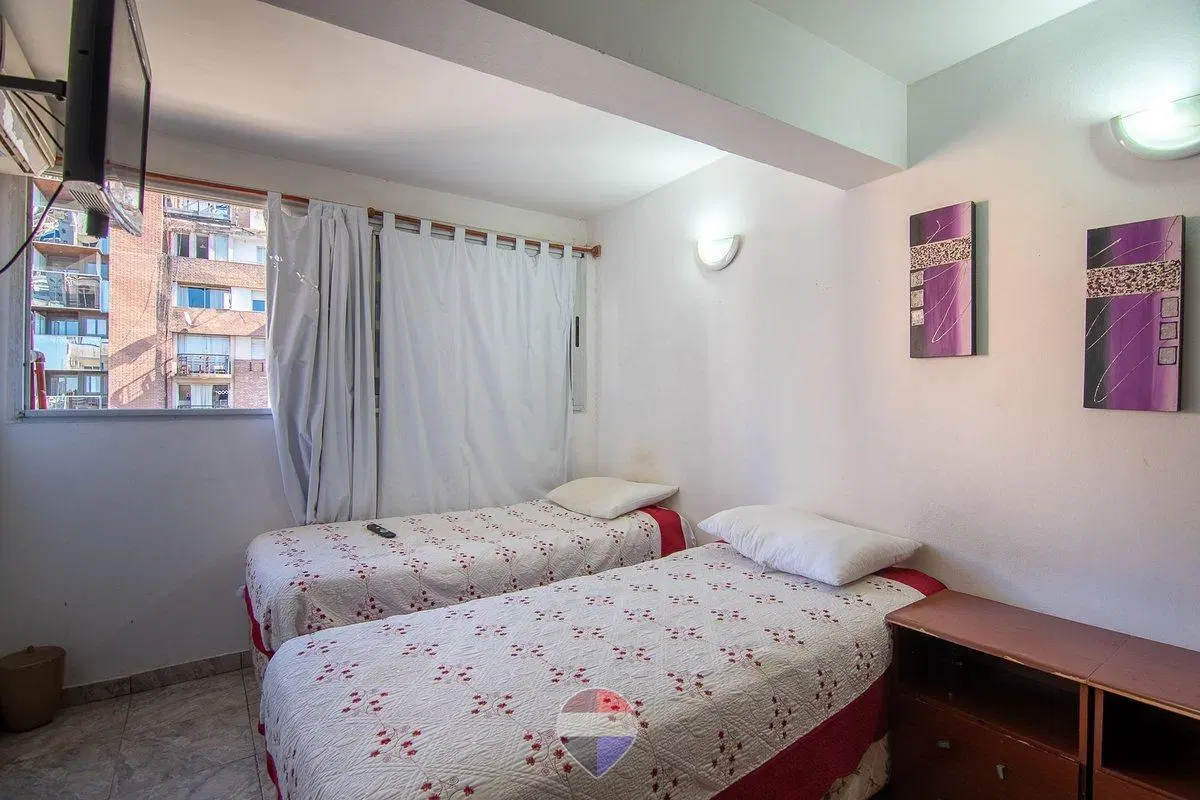 SE VENDE PISO COMPLETO 3 DORMITORIOS NUEVA CORDOBA 4