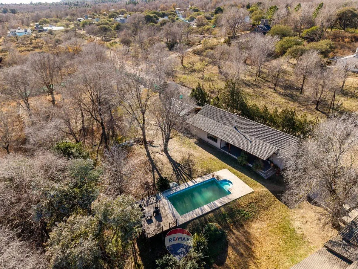 Se vende Casa c/ costa de arroyo V. Gral Belgrano 5