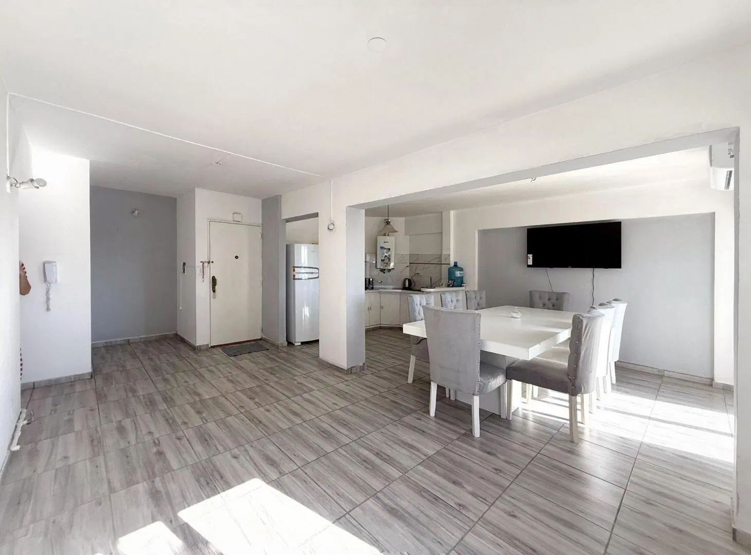Se vende Dpto 3 dorm 2 baños balcón CORDOBA CENTRO 2