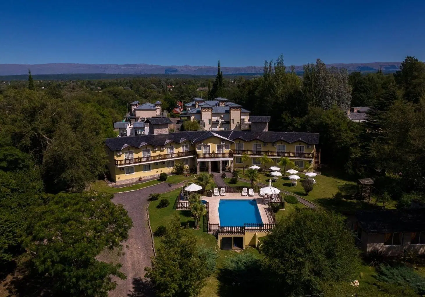 POSADA HOTEL EN VENTA VILLA GRAL BELGRANO 18 HABIT 4