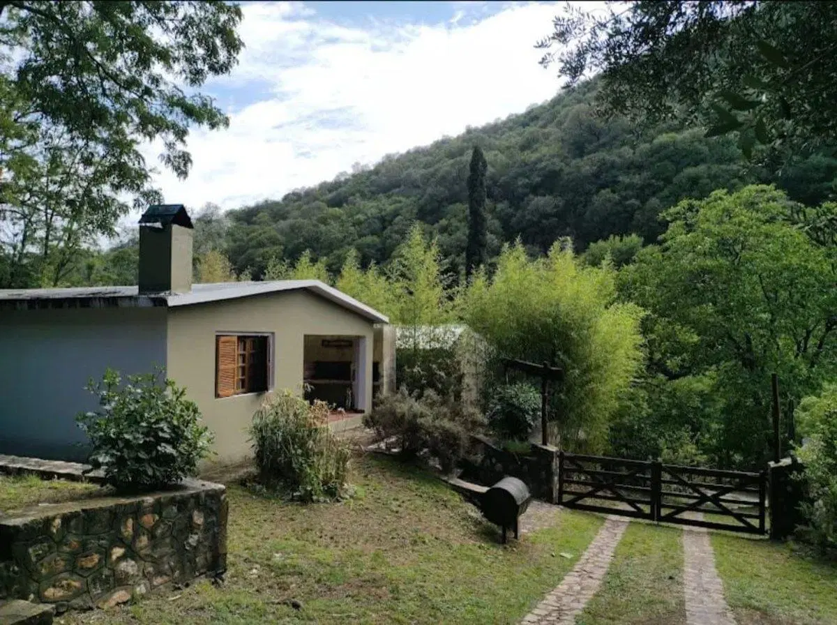 VENTA CABAÑAS AMOBLADAS CAMINO AL CUADRADO CBA 4