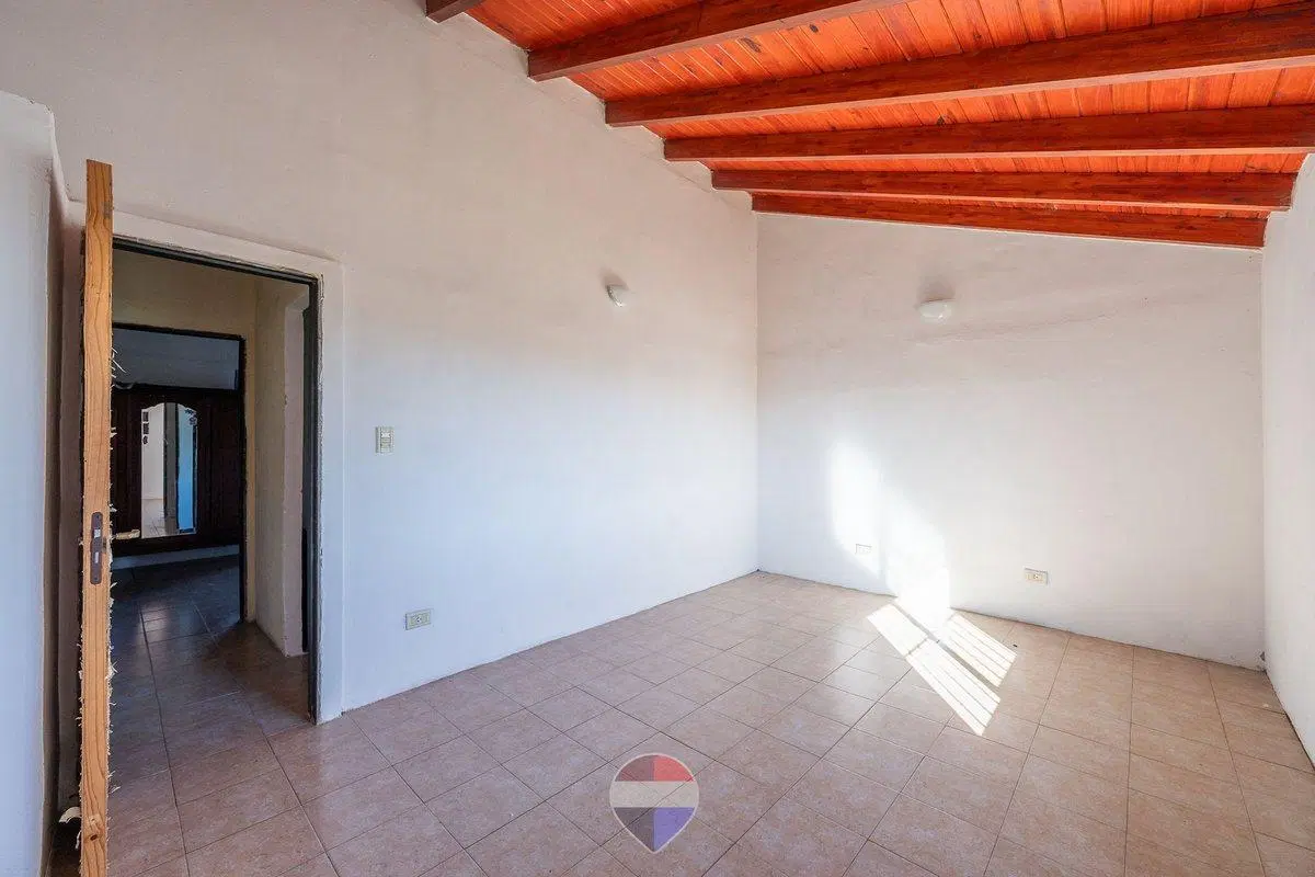 VENTA CASA 4 DORMI  EL TALAR MENDIOLAZA CORDOBA 5