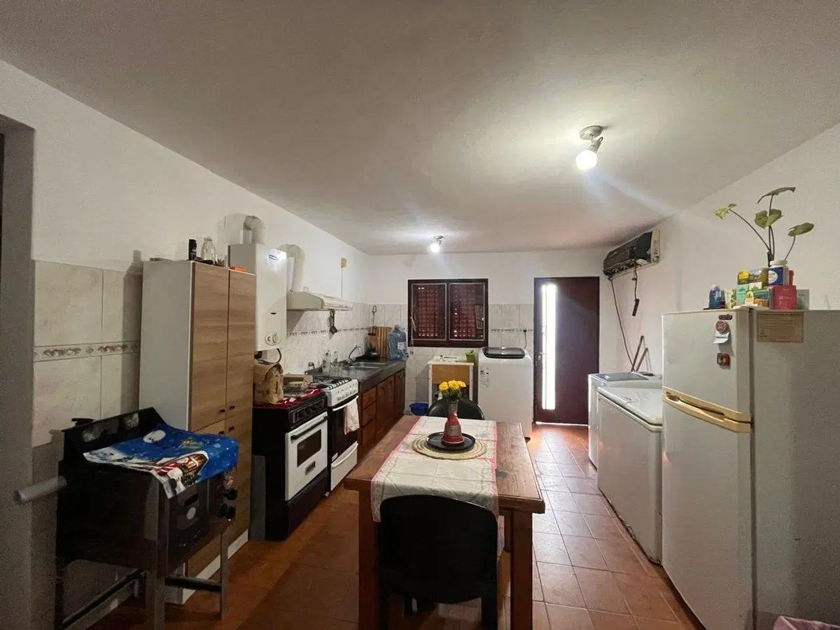 VENTA 2 Casas de 2 Dorm c/u B° Balcarce Córdoba 5