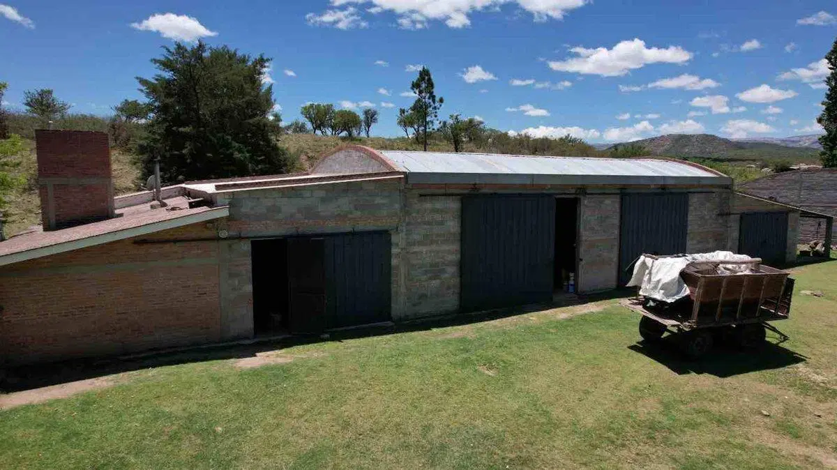 SE VENDE ESPECTACULAR CAMPO EN TRASLASIERRA 2