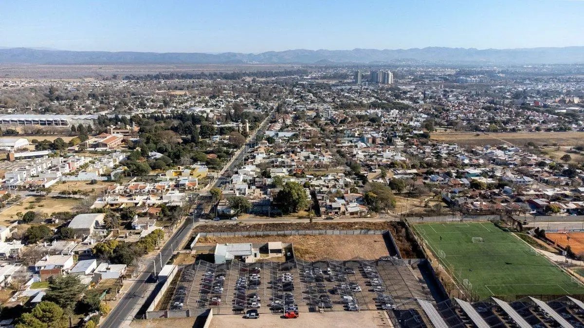 VENTA LOTE APTO DESARROLLO COMERCIAL CORDOBA 2
