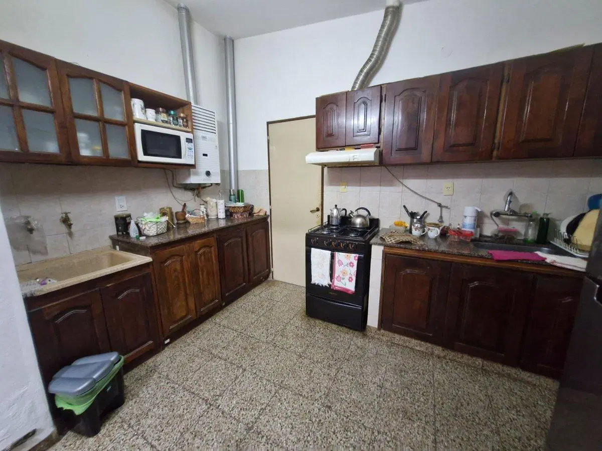 VENTA CASA 4 DORMITORIOS BARRIO MERCANTIL CORDOBA 2