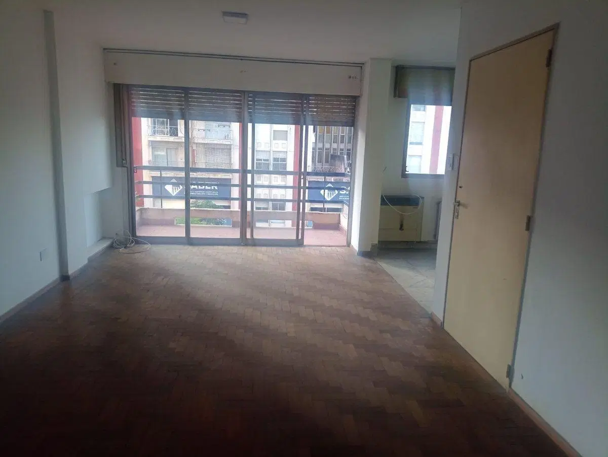VENTA PISO, DEPTO 4 DORMITORIOS CENTRO CORDOBA 3
