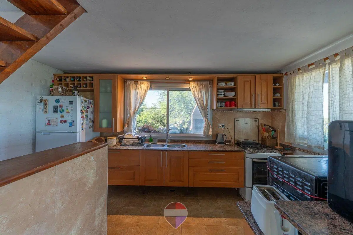 VENTA CASA 3 DORMITORIOS+PILETA FALDA DEL CARMEN 4
