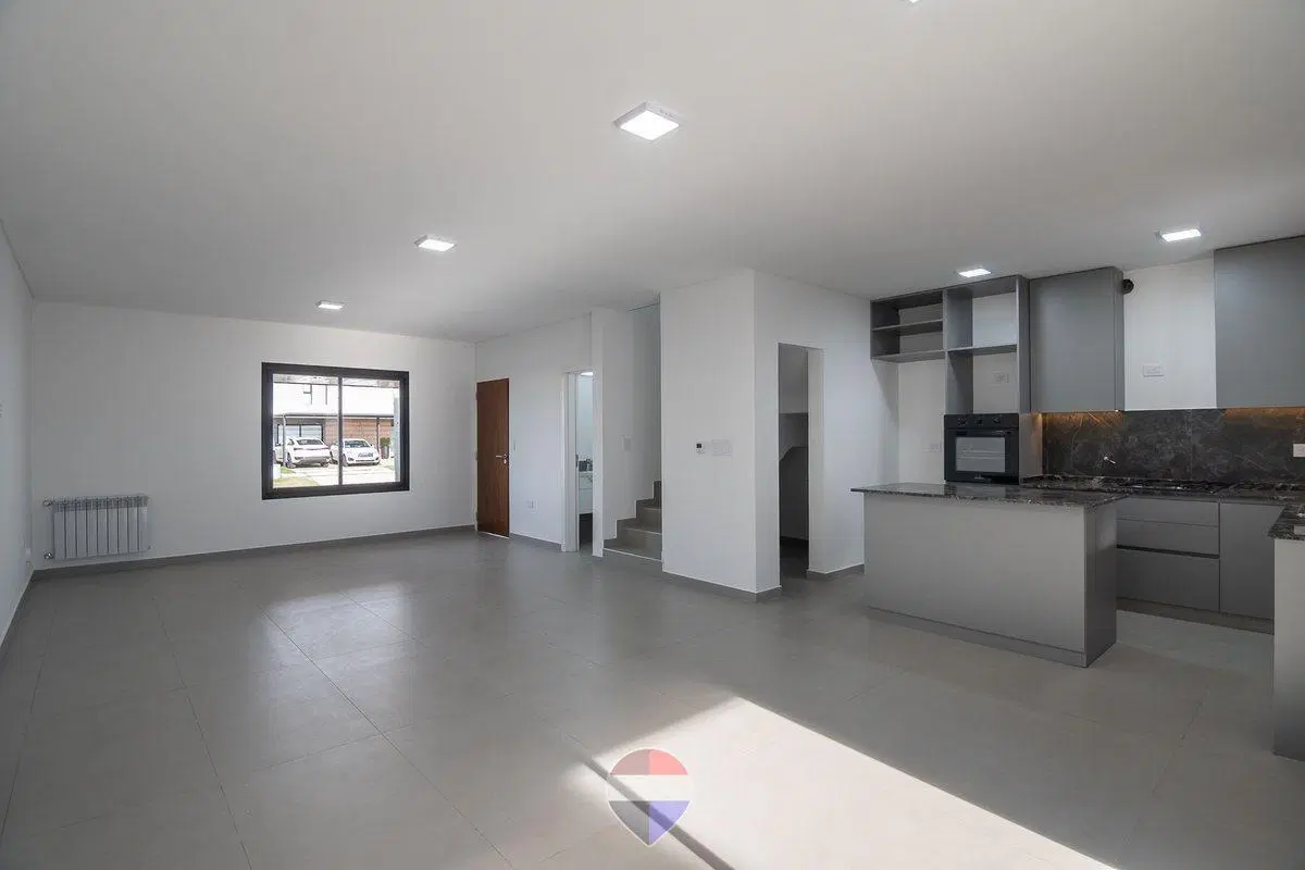DUPLEX EN VENTA TERRAZAS DE MANANTIALES 3 DORM 2