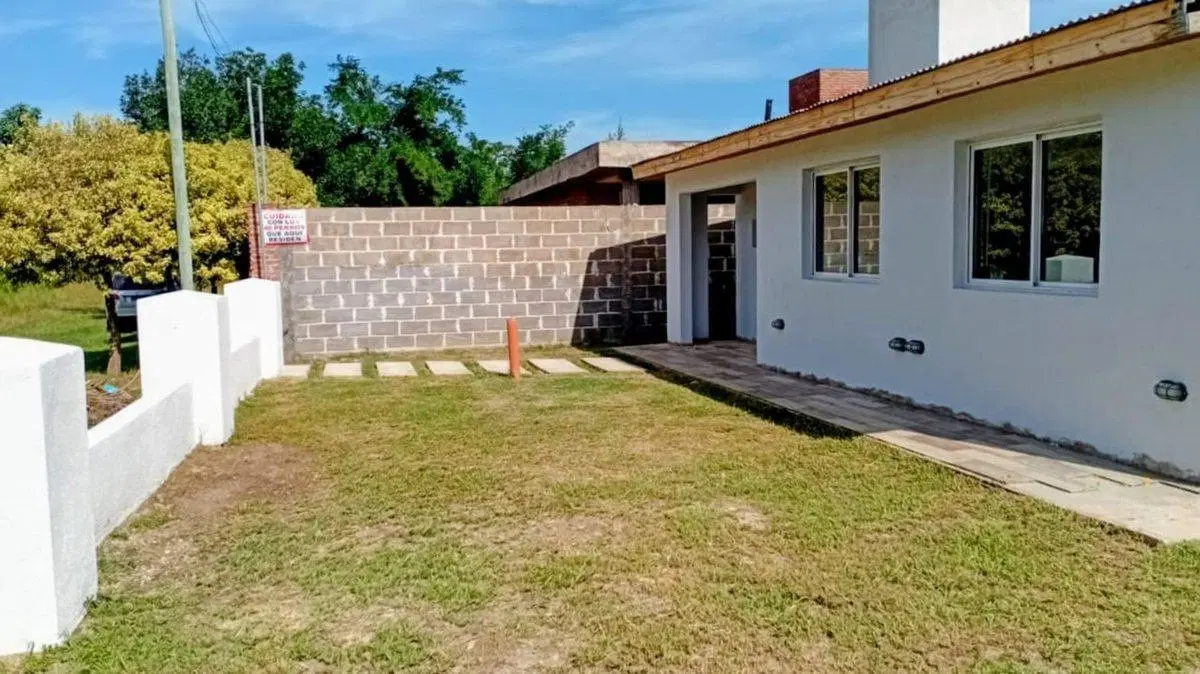 VENTA CASA 2 DORMITORIOS VILLA ANISACATE CÓRDOBA 5