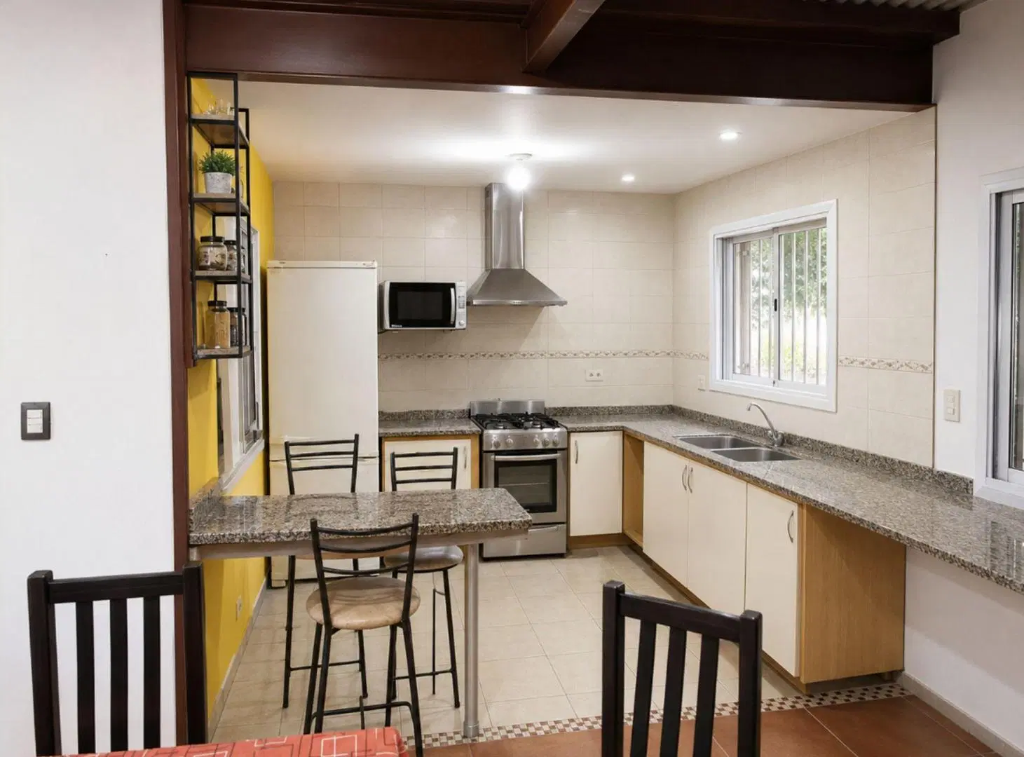 VENTA CASA 3 DORMITORIOS CON PILETA SALDAN CORDOBA 3