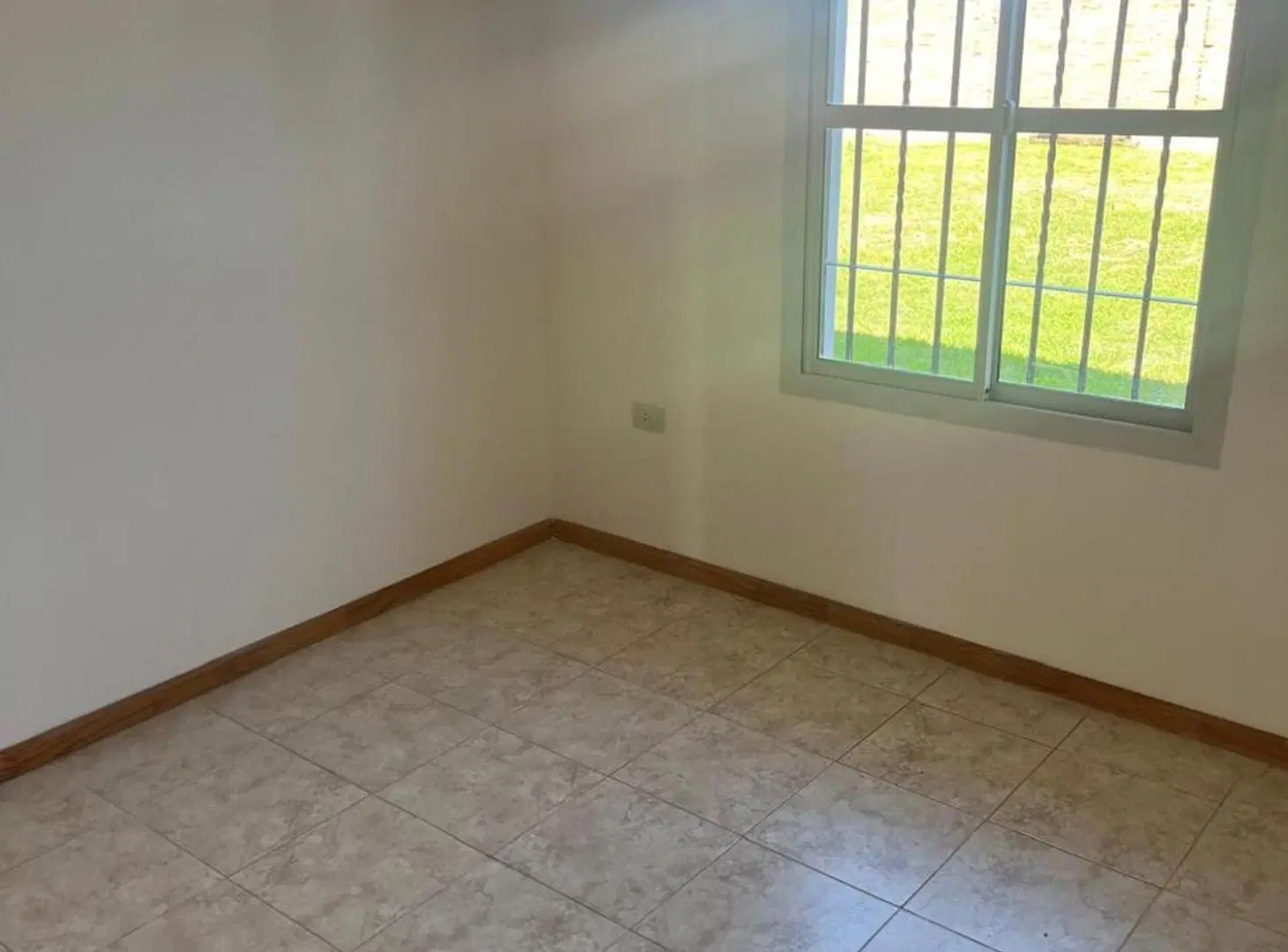 VENTA DE CASA 2 DORMITORIOS MUTUAL DOCENTE CORDOBA 2
