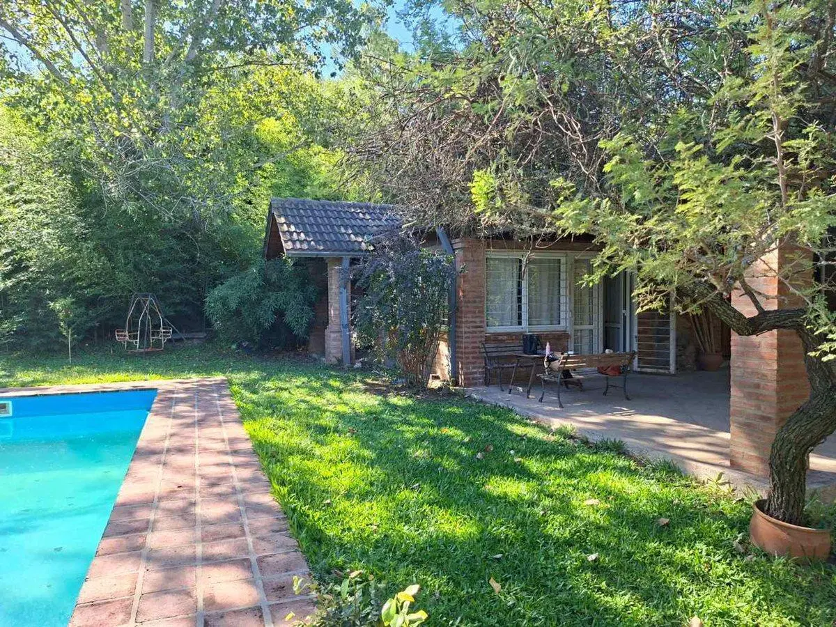 Venta Casa c/ Pileta San Antonio de Arredondo Cba. 5