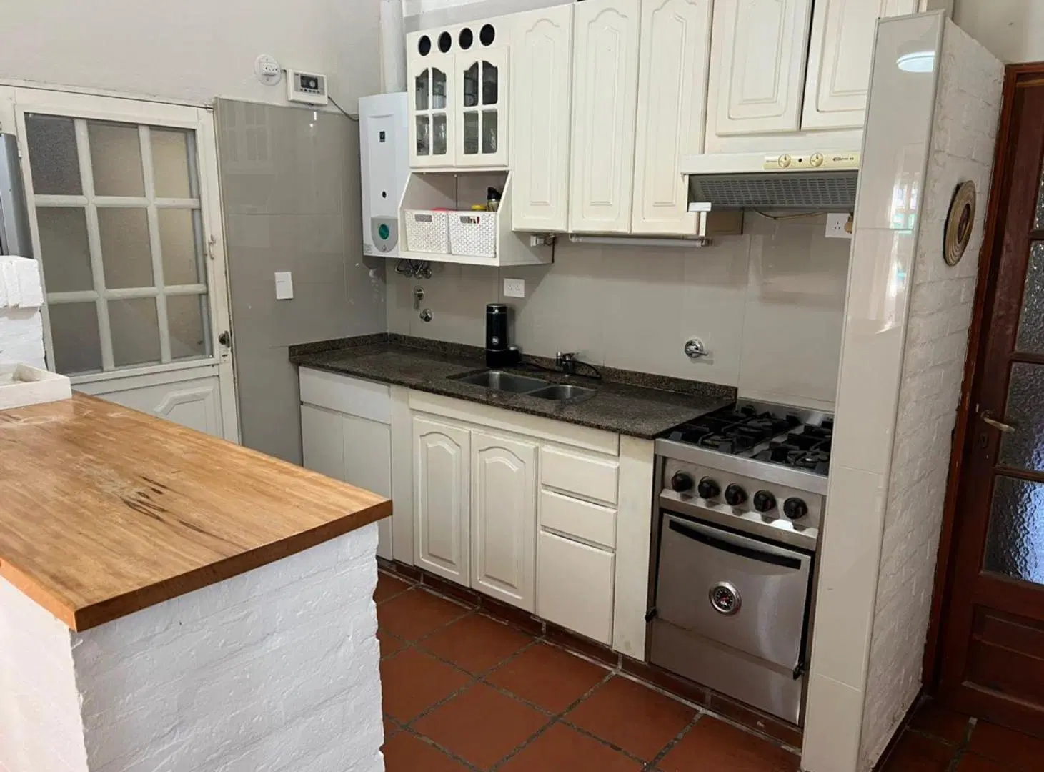 VENTA CASA TRES DORMITORIOS B°ARENALES CÓRDOBA 5