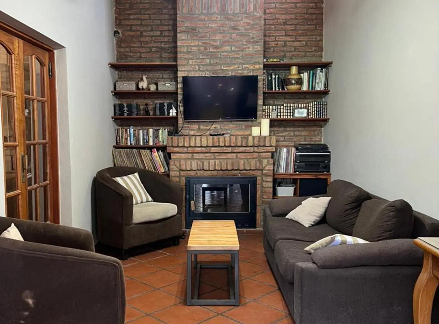 VENTA CASA TRES DORMITORIOS B°ARENALES CÓRDOBA 4