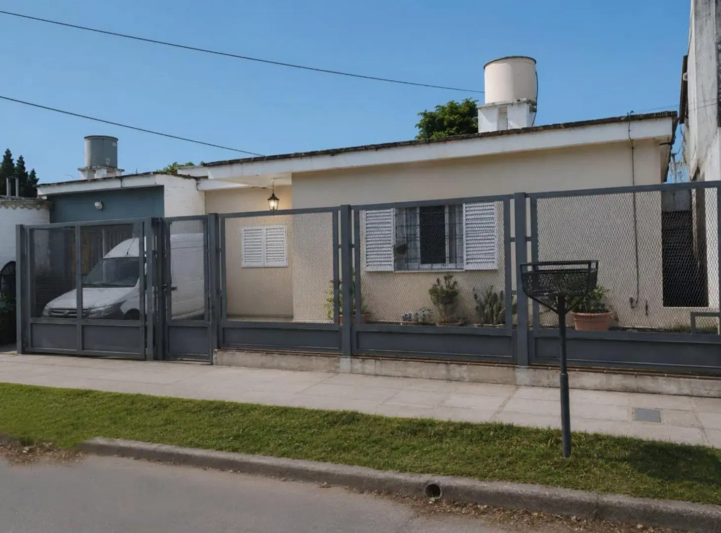 VENTA CASA 3 DORM BARRIO LOS GIGANTES CORDOBA 2