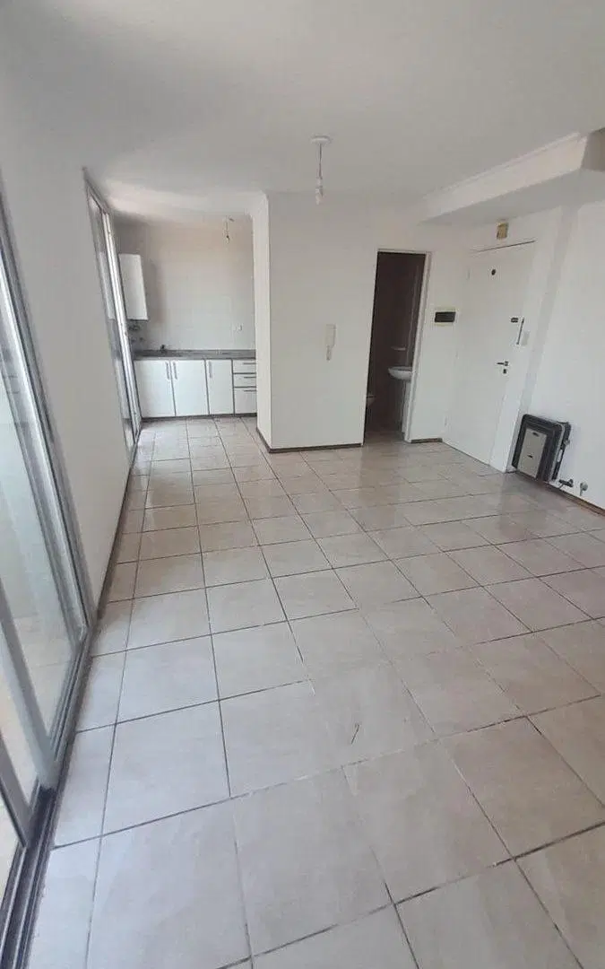 VENTA DEPARTAMENTO DUPLEX DOS BAÑOS CON BALCON CBA 2