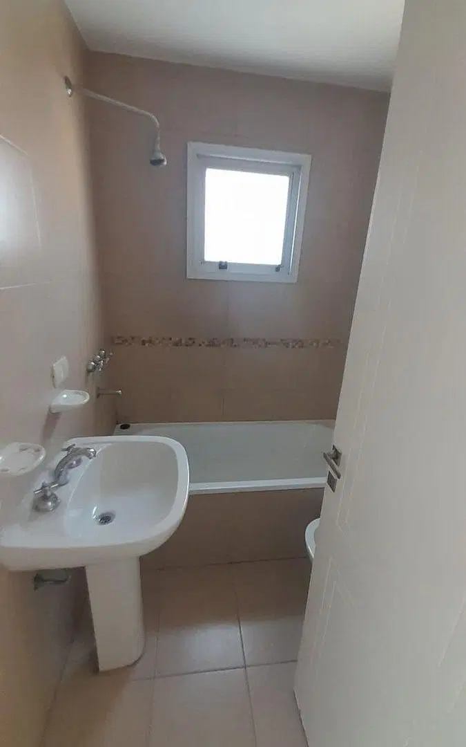 VENTA DEPARTAMENTO DUPLEX DOS BAÑOS CON BALCON CBA 3