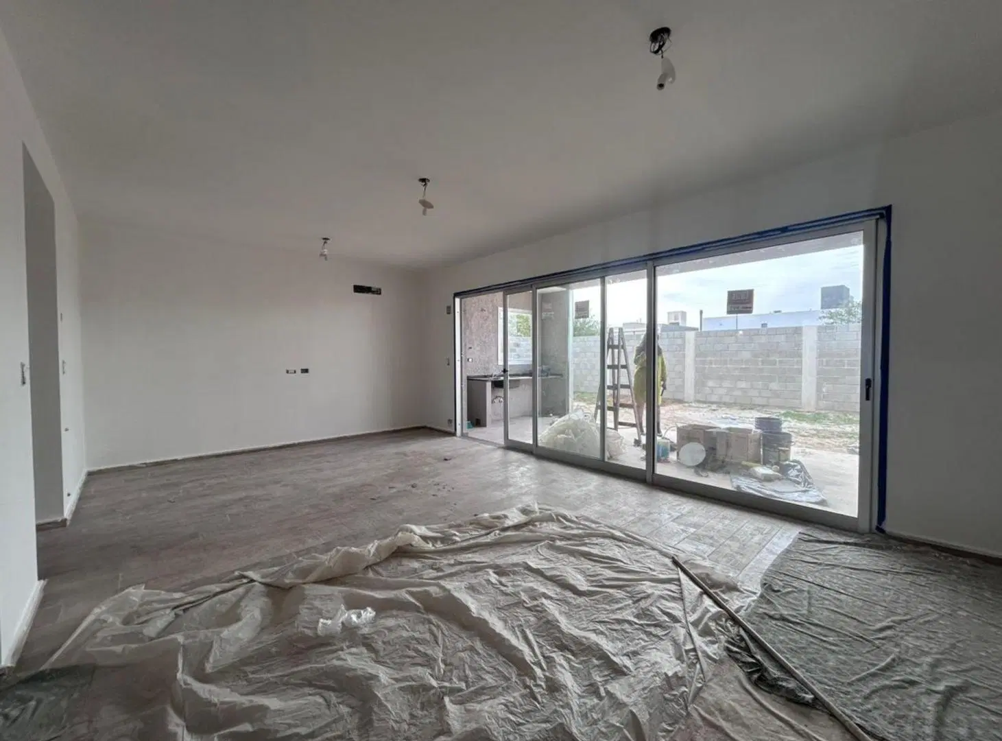 VENTA CASA 3 DORM TERRAZAS DE MANANTIALES CBA 3