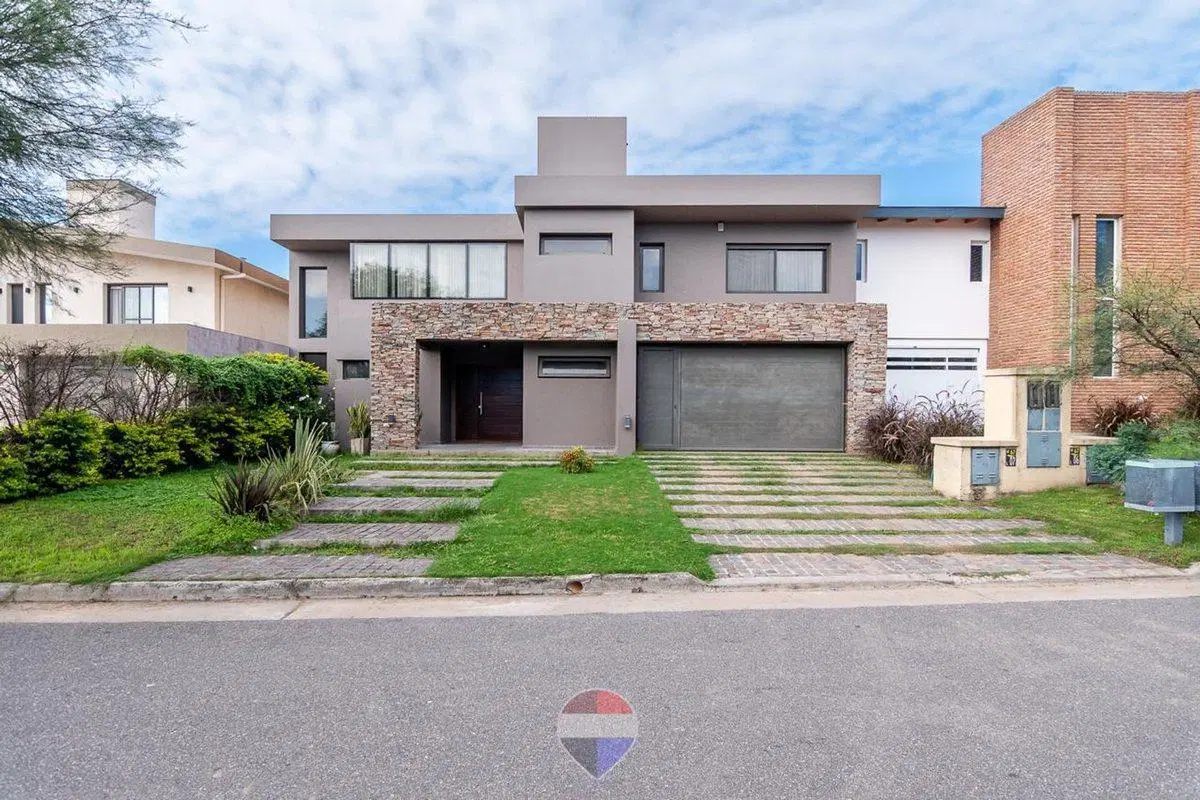 VENTA CASA 3 DORM CON PILETA SIETE SOLES CORDOBA 3