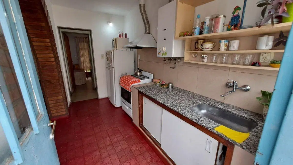 CASA VENTA 3 DORM. DON BOSCO COCHERA PATIO CORDOBA 2
