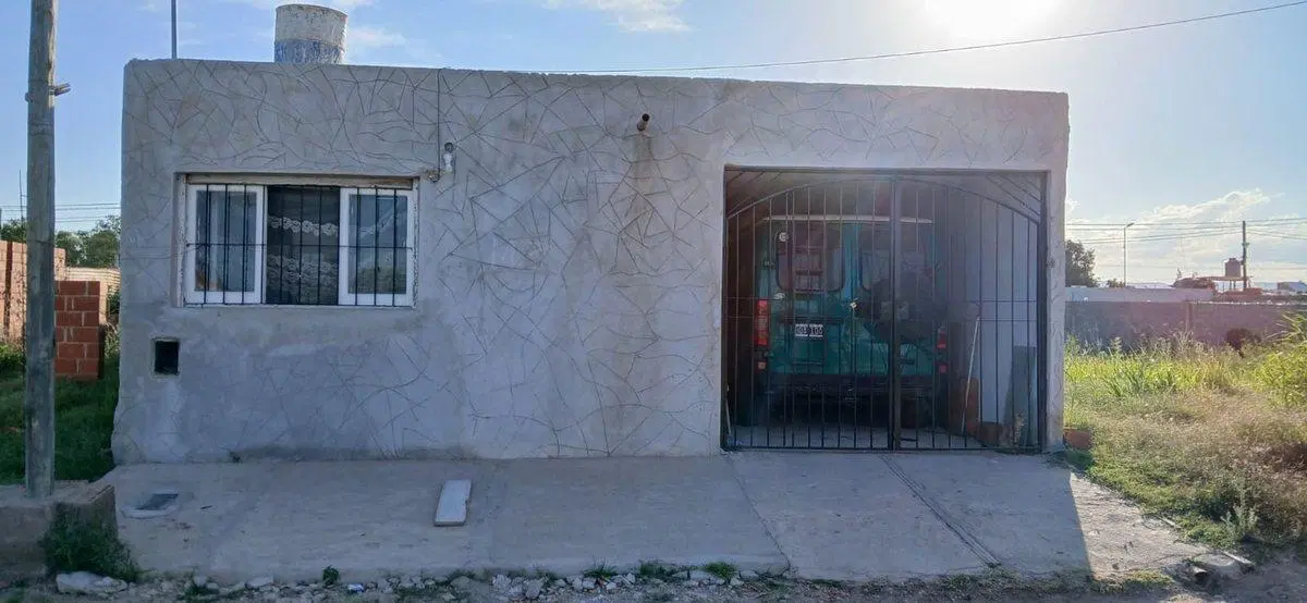 VENTA CASA 3 DORM BARRIO MERCANTIL CBA 2